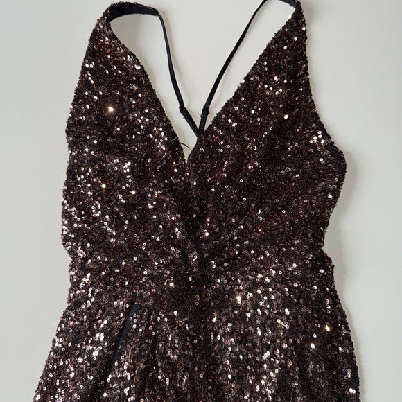 Astr The Label Sequin Twist Front Mini Dress in Black Gold Size Small - Picture 4 of 7